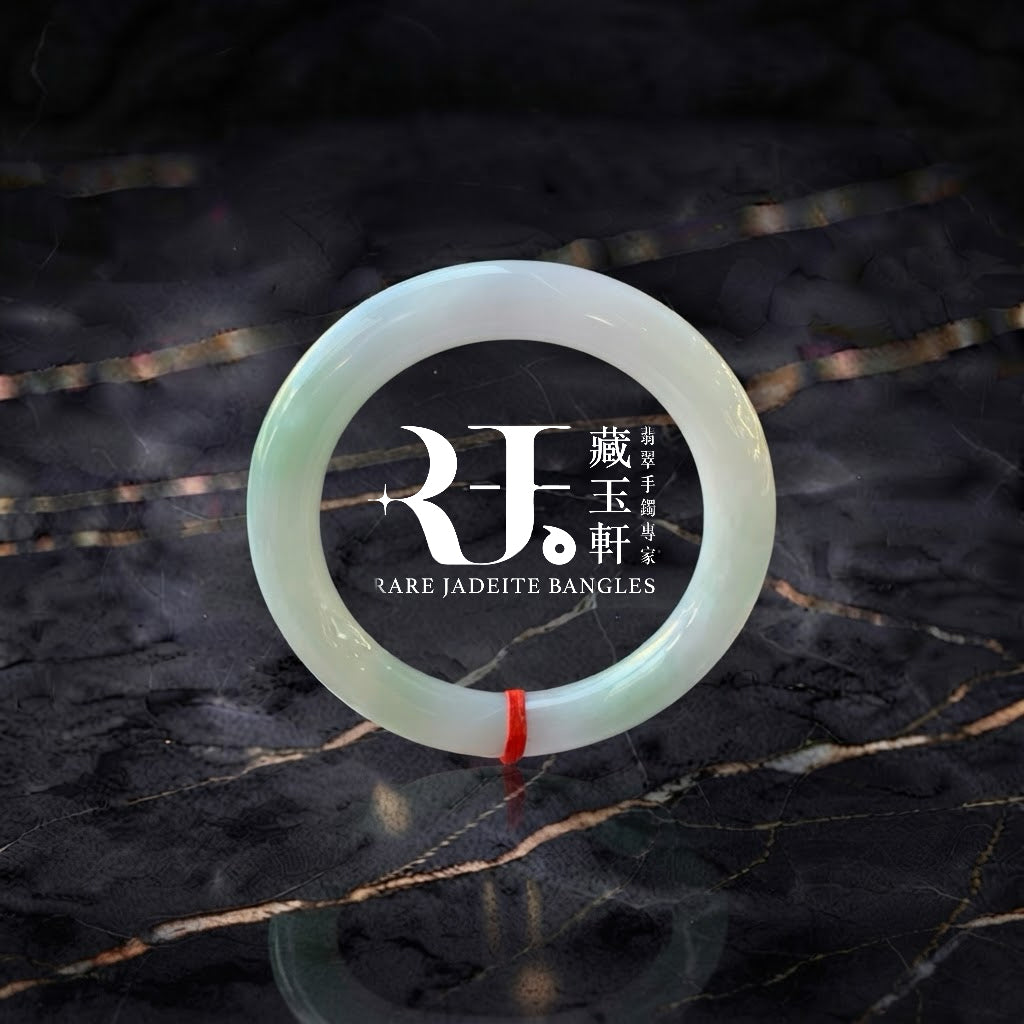 牛奶底飄綠福鐲