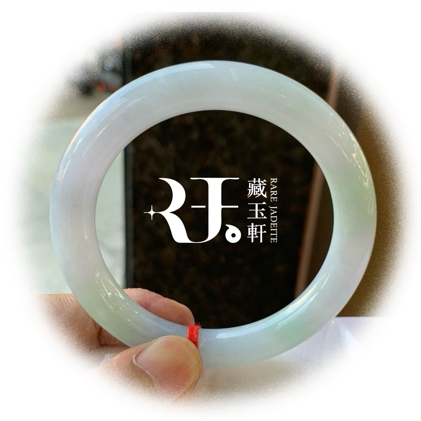 牛奶底飄綠福鐲