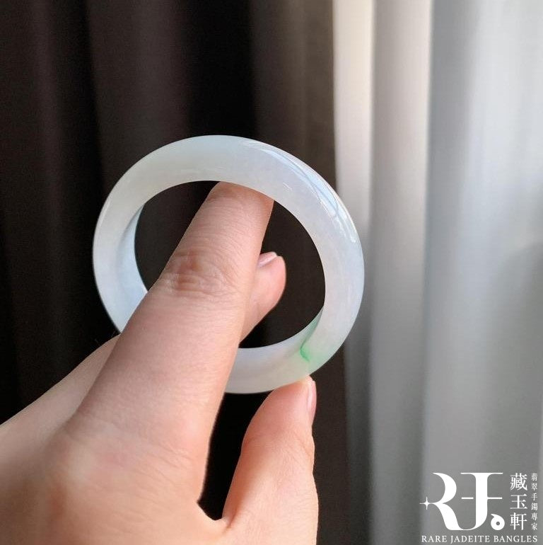 冰飄綠花貴妃鐲