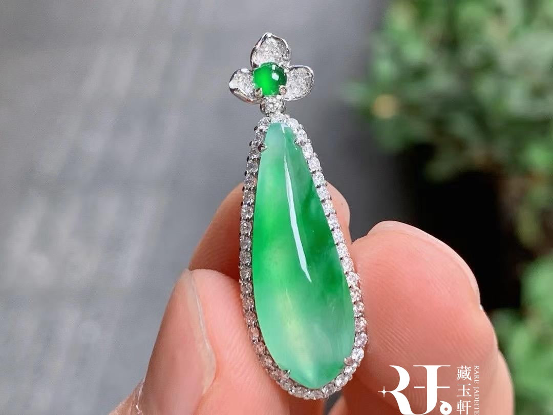 冰甜綠飄花福瓜吊墜