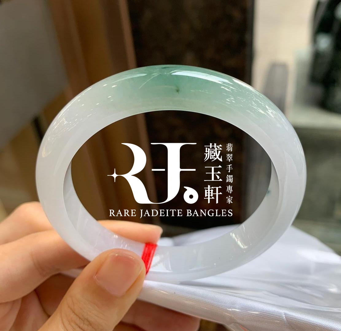 糯冰白底青平安鐲