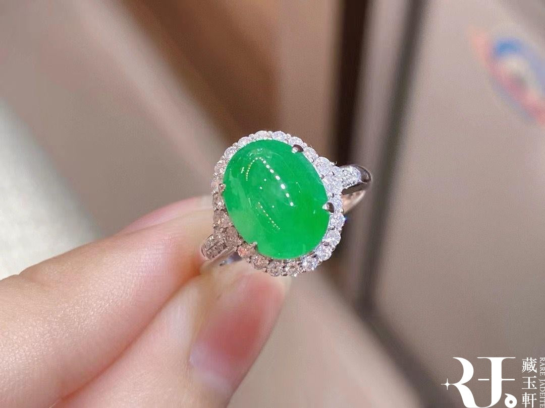 高冰翠綠蛋面戒指
