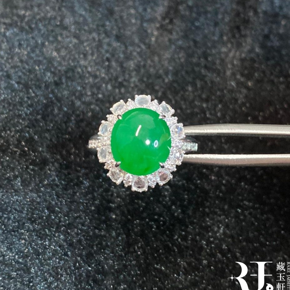 冰辣綠蛋面戒指