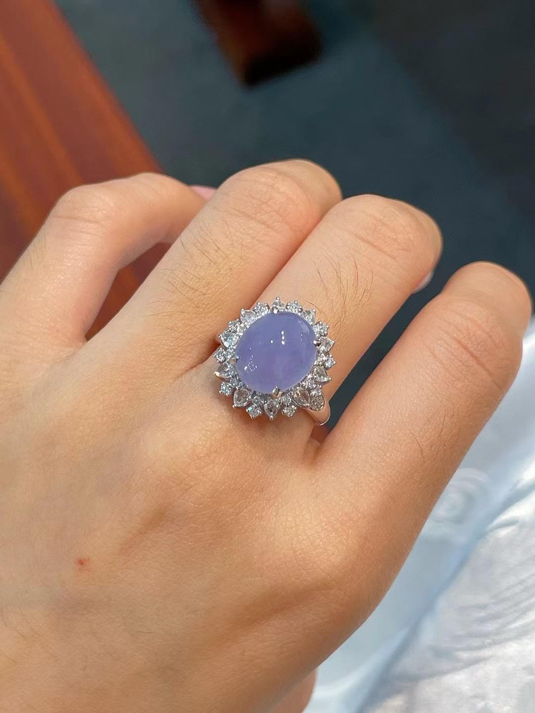 紫羅蘭鴿子蛋戒指