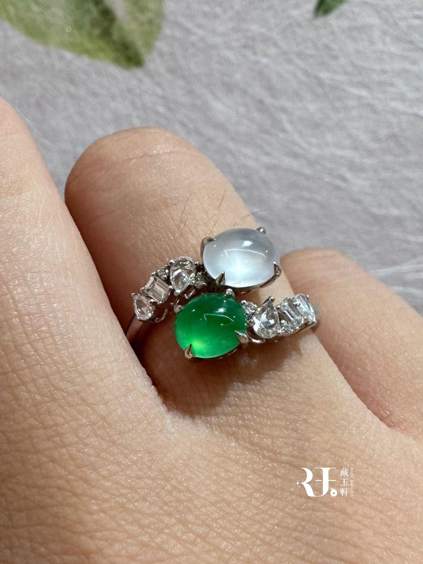 精緻雙彩蛋面戒