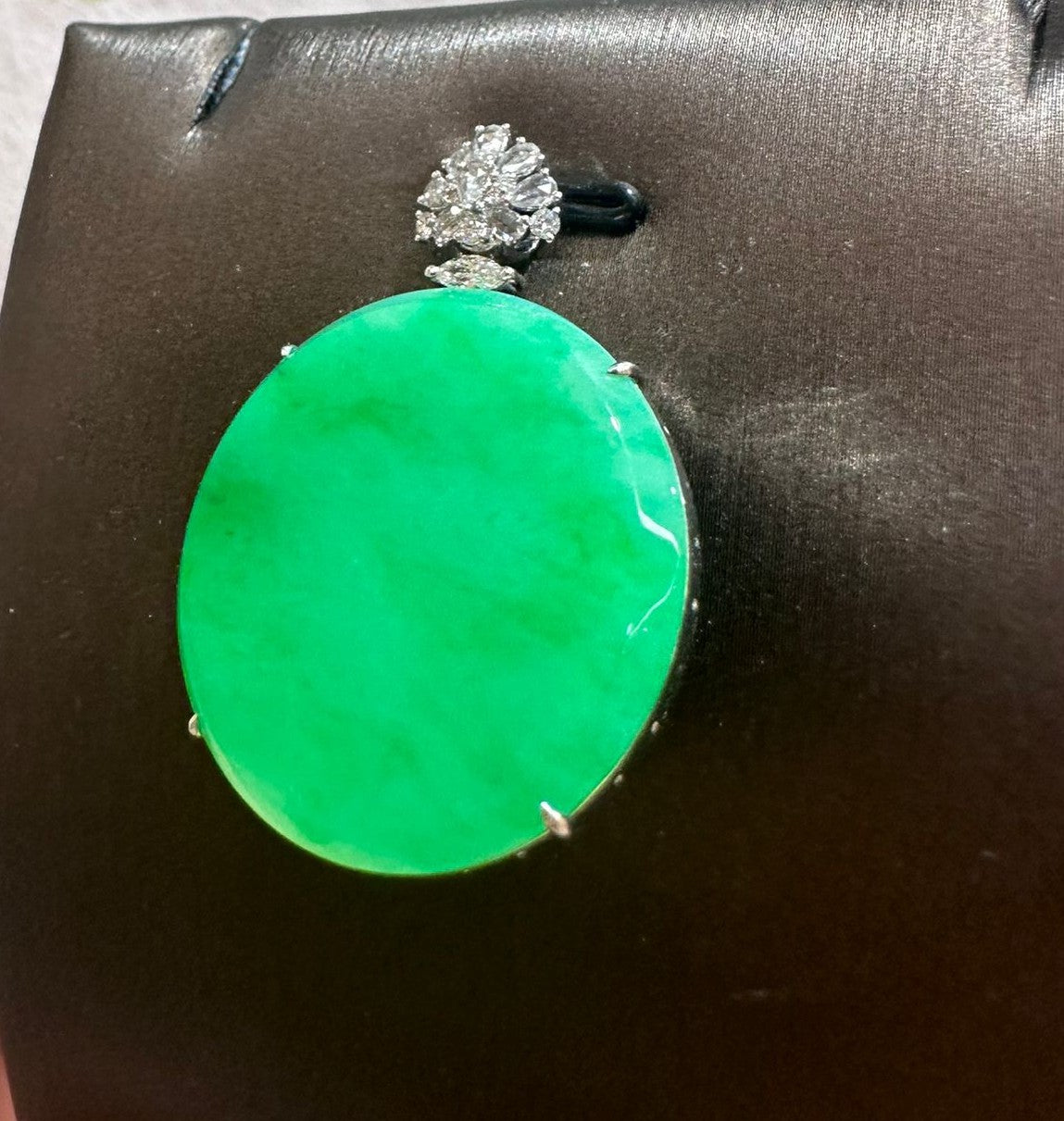 冰滿綠飄花圓牌