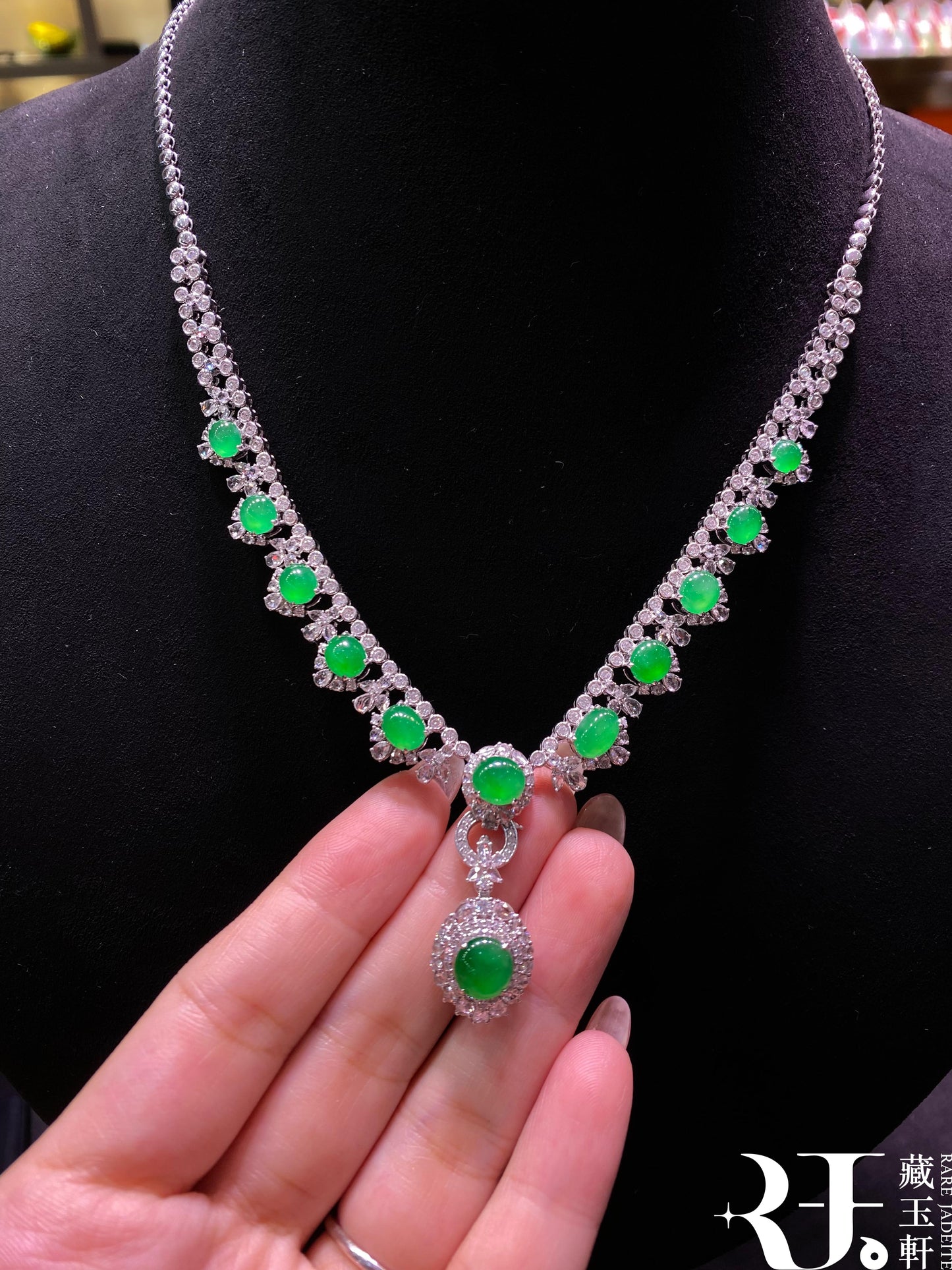 奢華陽綠鴿子蛋三用款