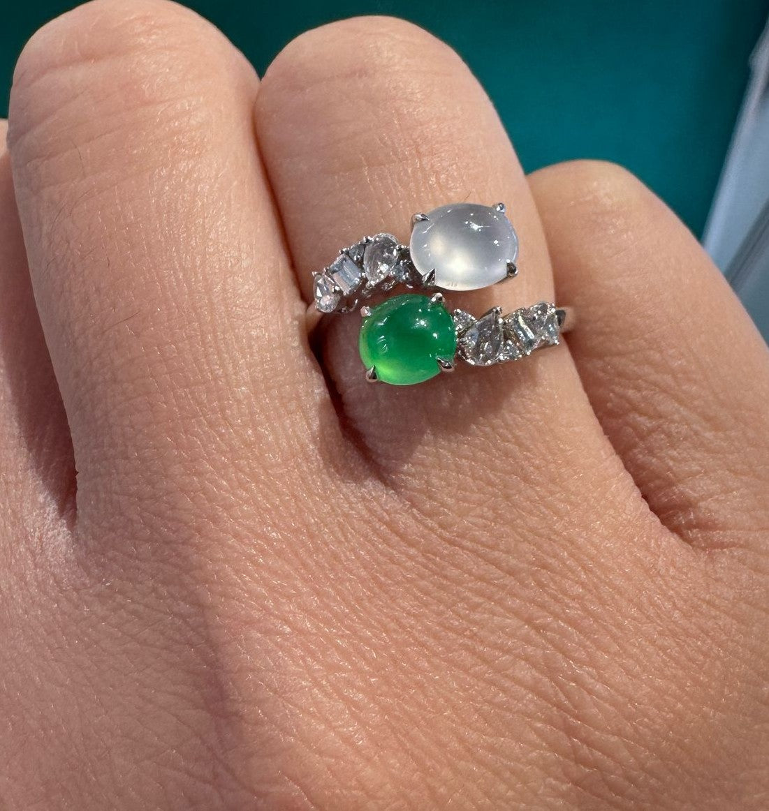 精緻雙彩蛋面戒