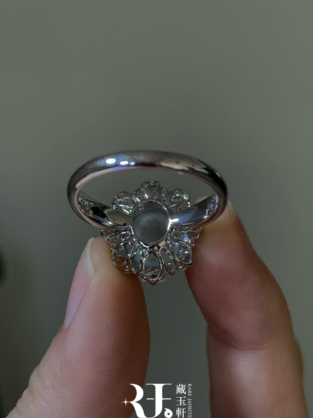 小燈泡蛋面戒指