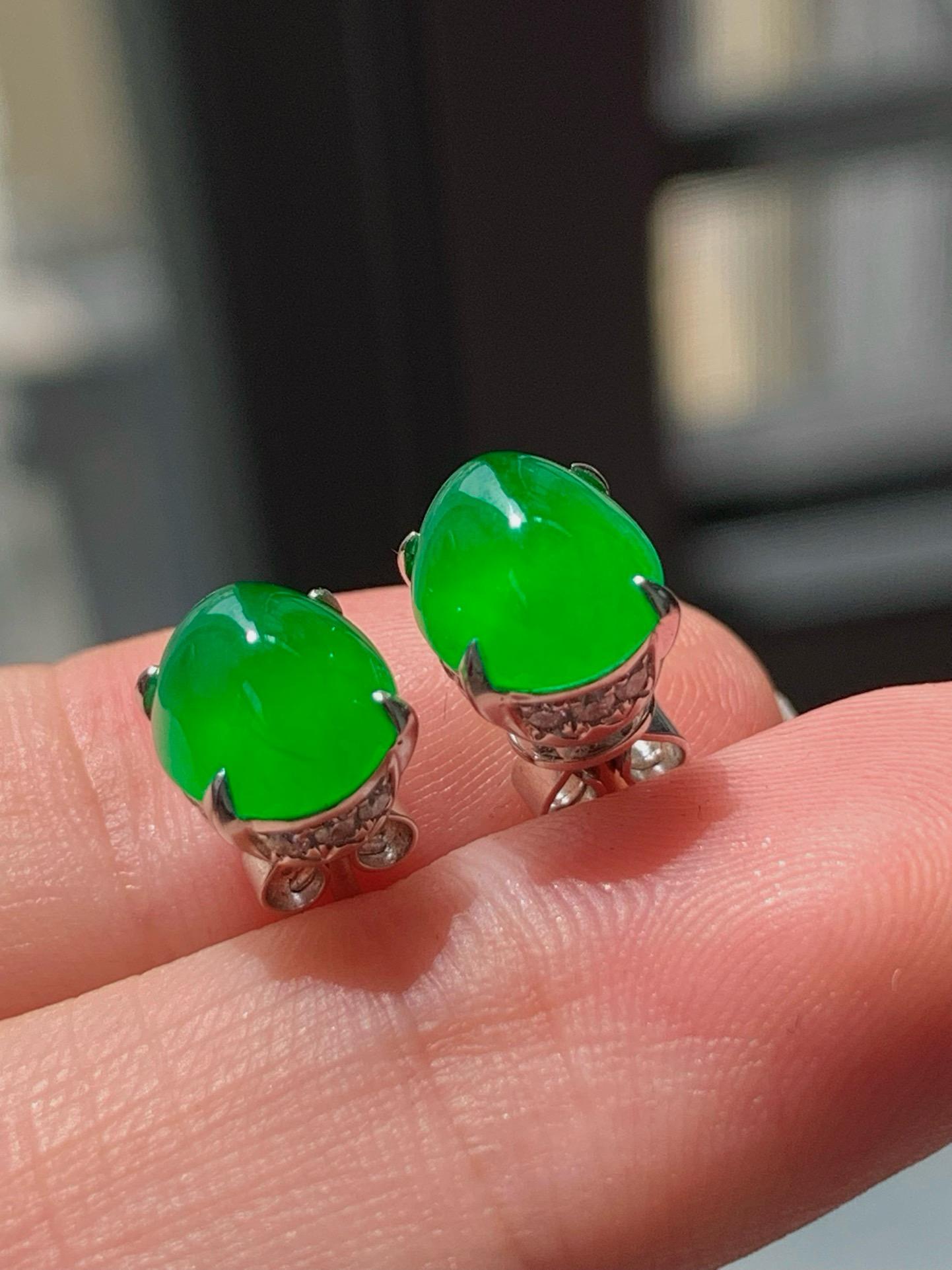 簡鑲綠蛋翡翠耳釘