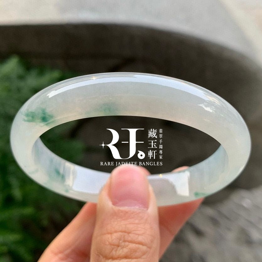 清透飄花貴妃鐲