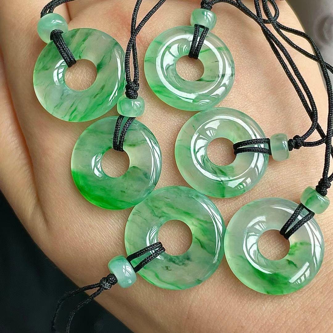 辣綠飄花平安扣