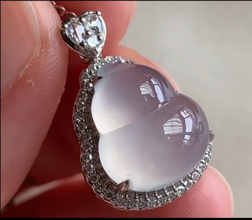 冰潤葫蘆翡翠吊墜