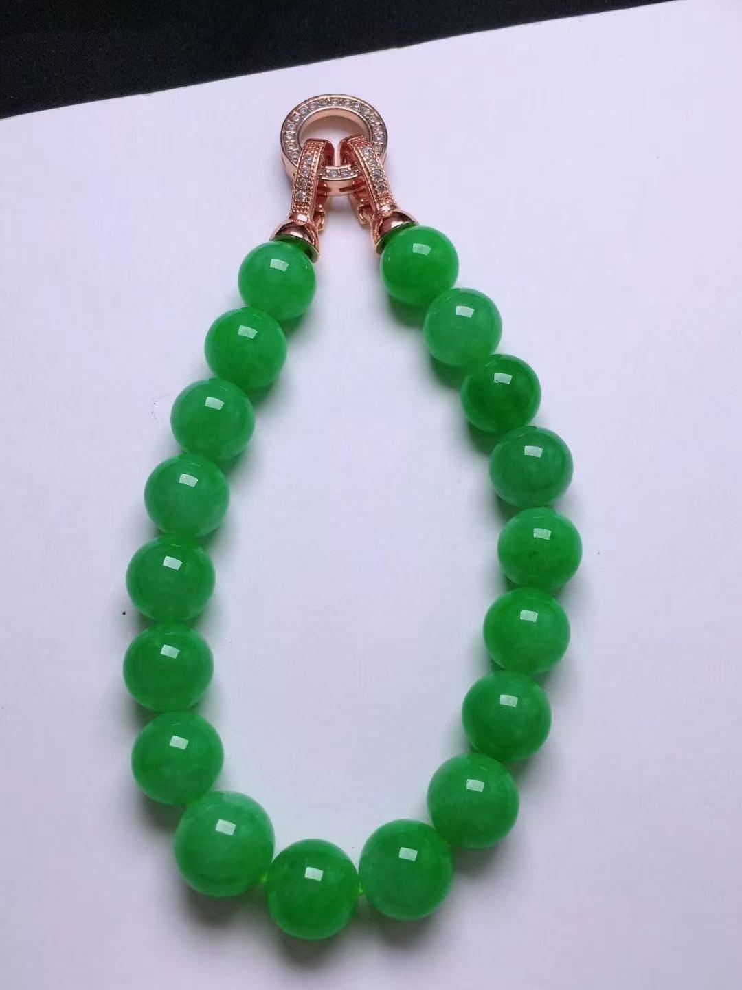 高冰滿綠翡翠手串