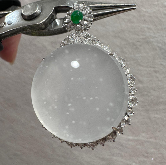 木那雪花圓牌吊墜