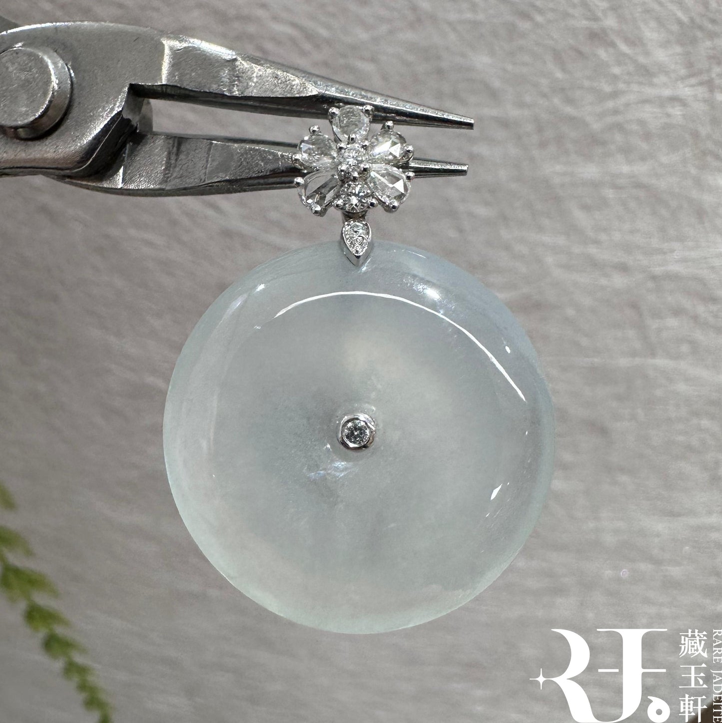 茅台白平安扣吊墜