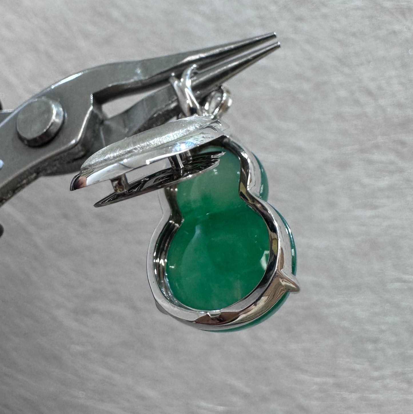 冰甜綠葫蘆吊墜