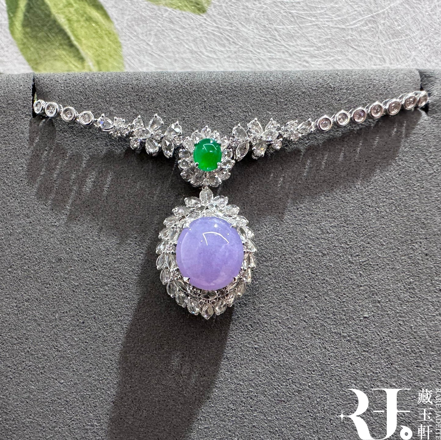 紫羅蘭蛋面項鍊
