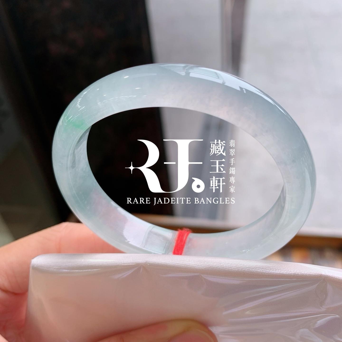 冰晴飄花貴妃鐲