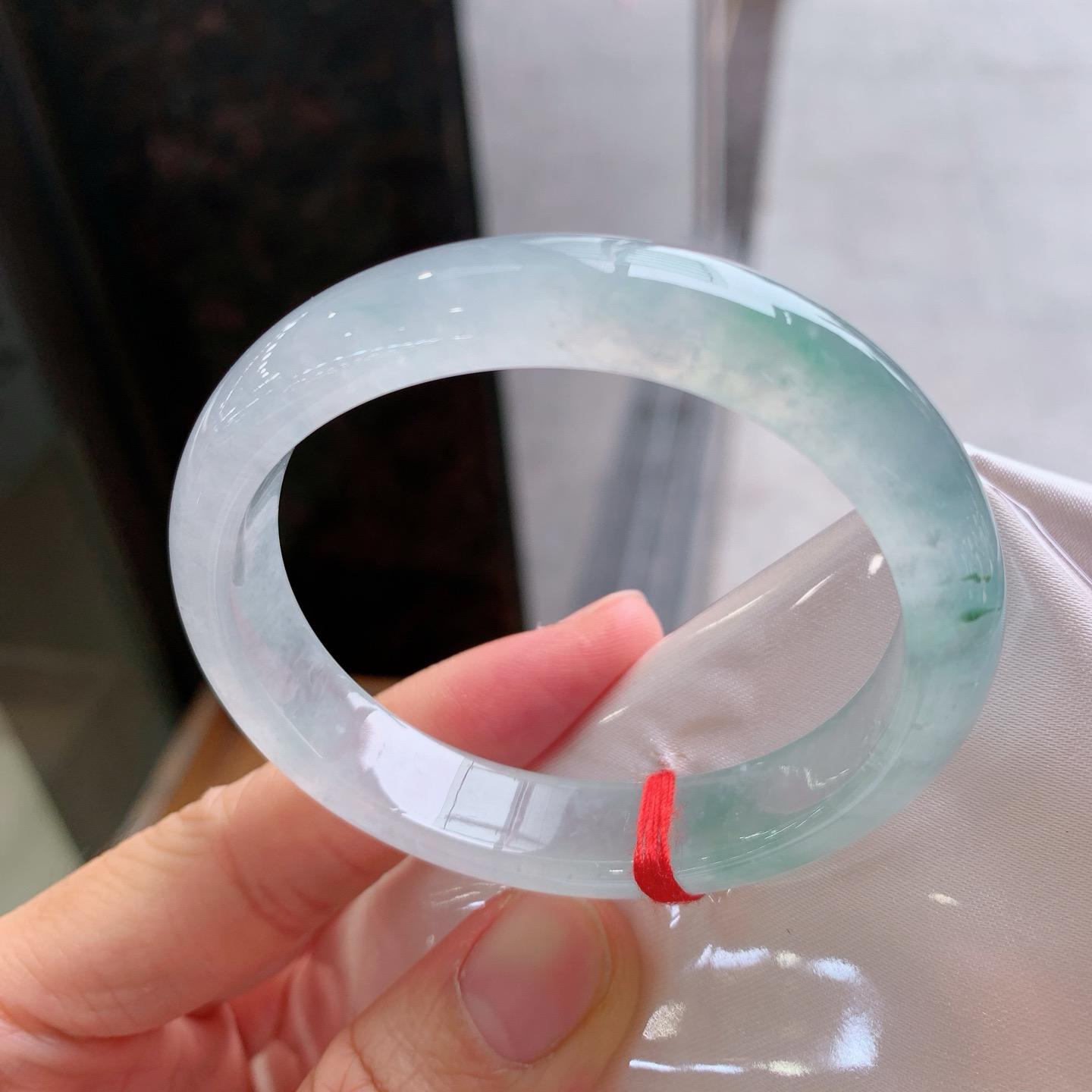 冰晴飄花貴妃鐲