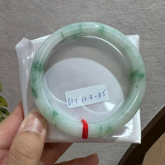 白底飄綠花手鐲61.2-5