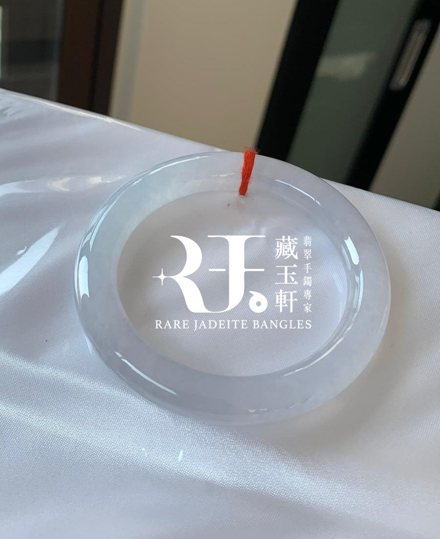 腕間白月光