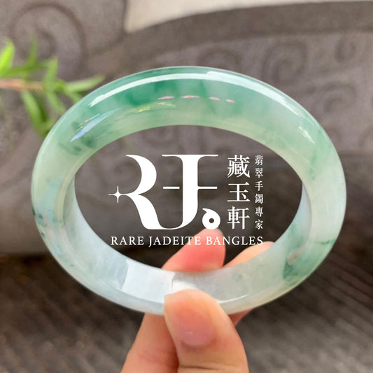 陽綠飄花正圈手鐲