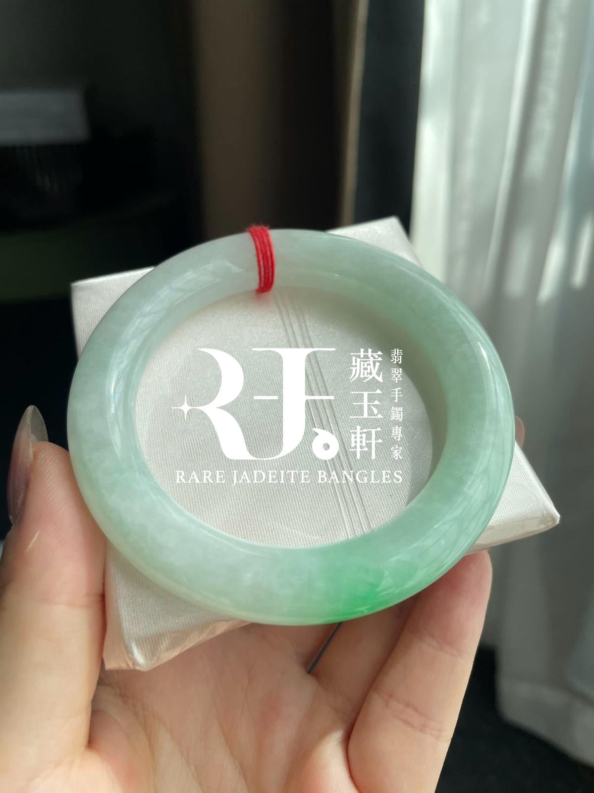 果綠飄花福鐲