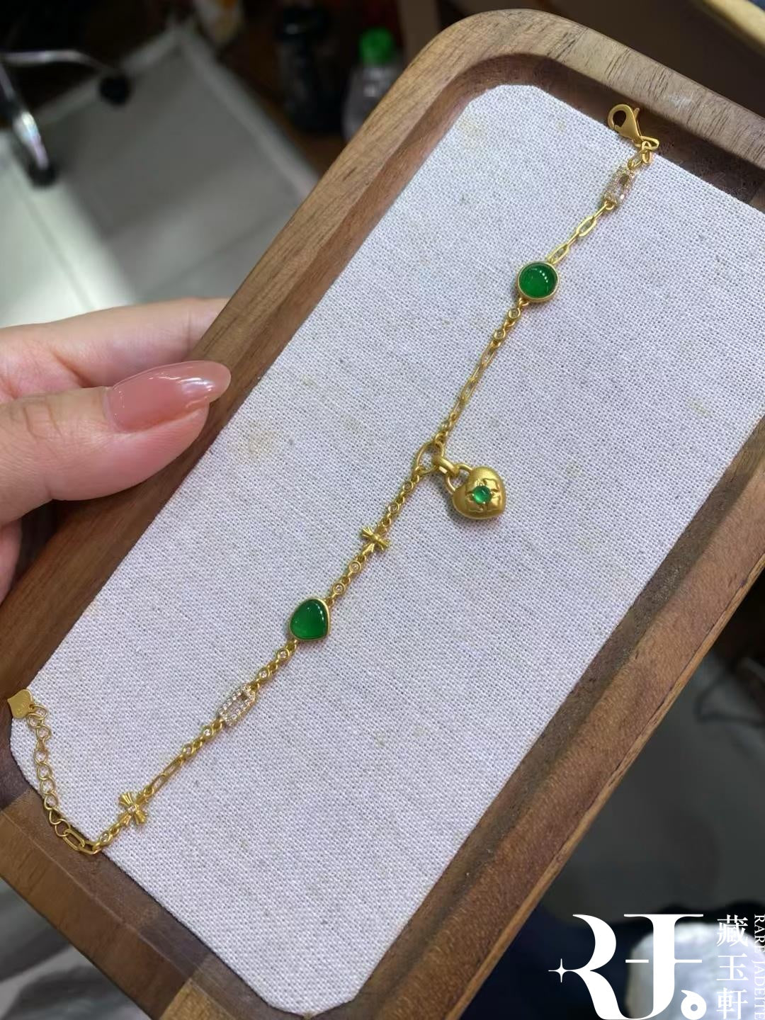 鎖心戀翡翠手鍊