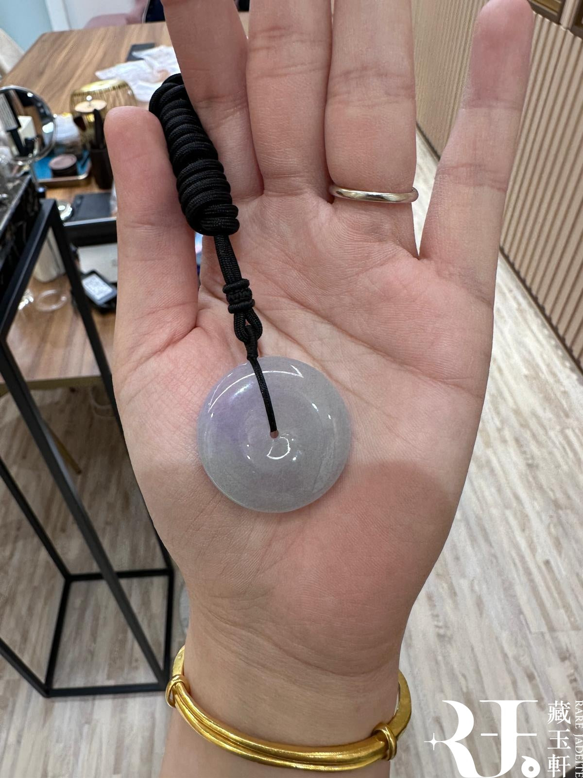 淡雅春彩平安扣