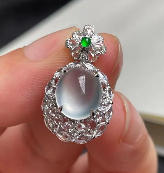 冰玻鴿子蛋吊墜