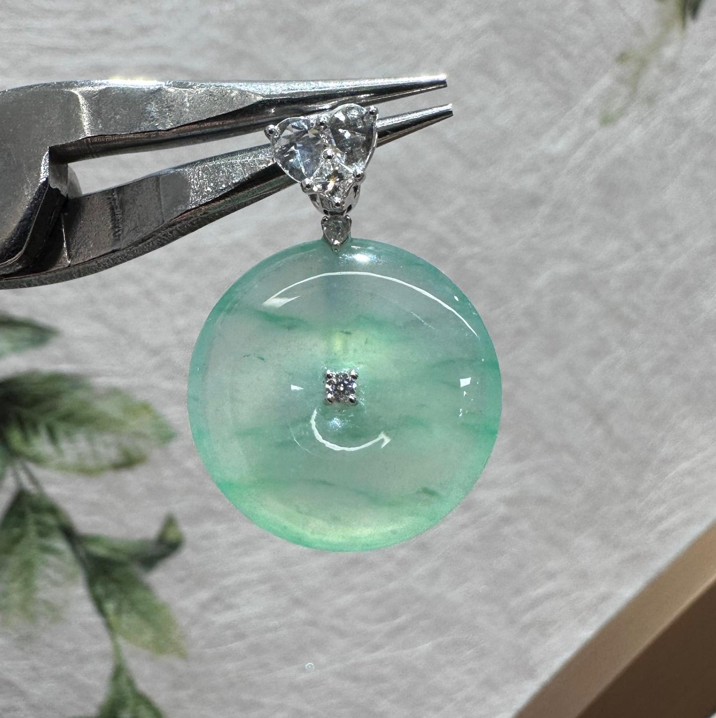 冰飄綠花平安扣