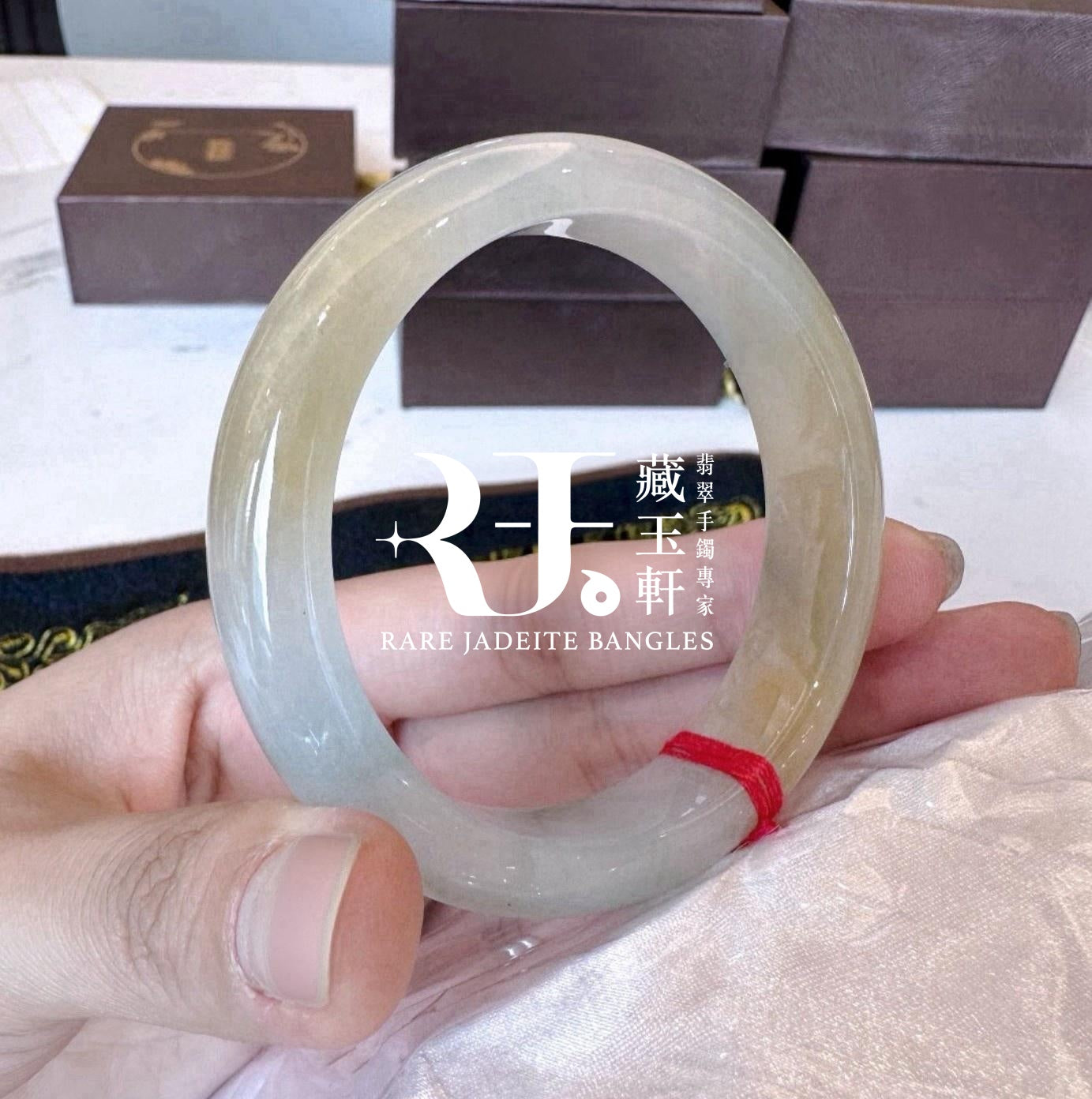 冰黃飄綠平安鐲